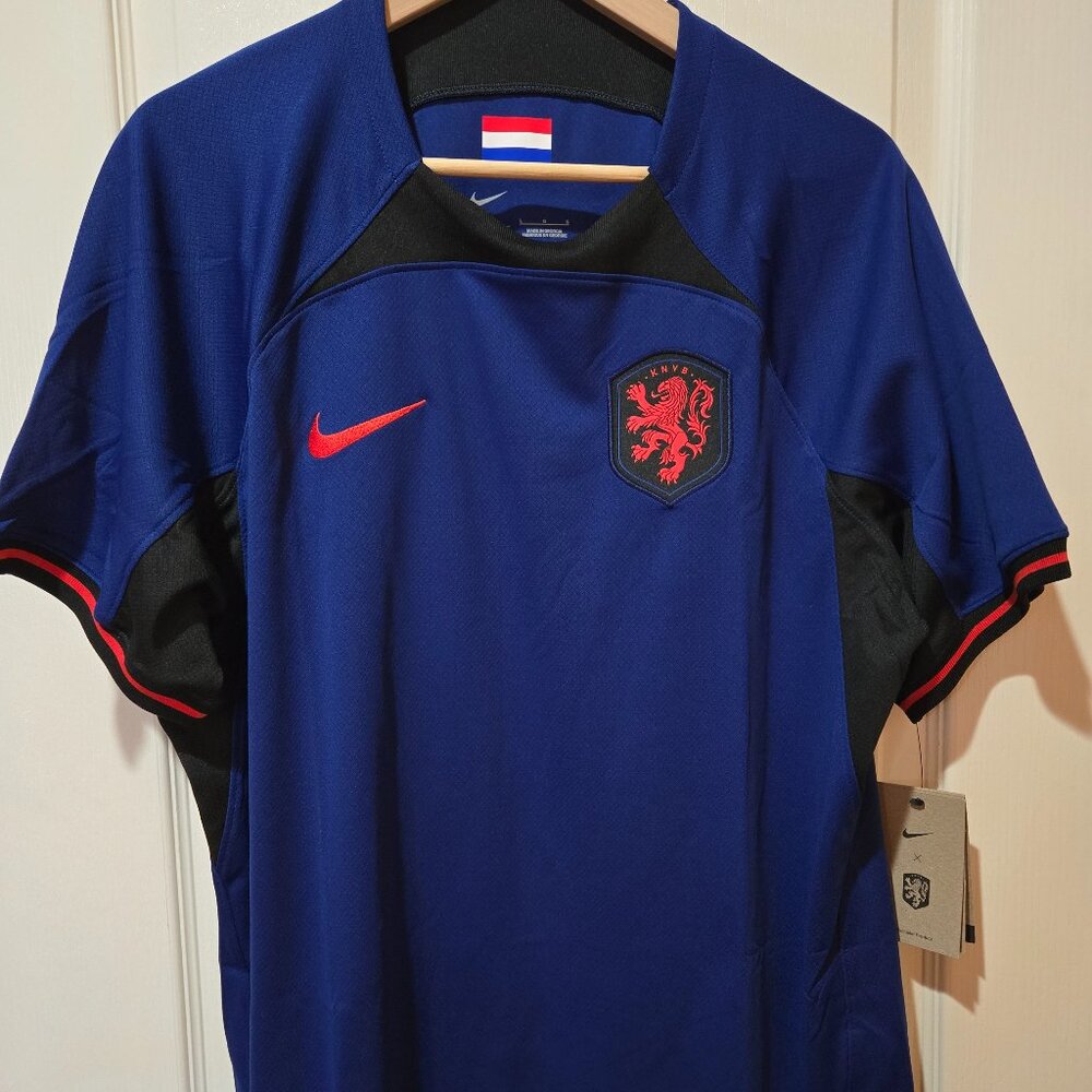 Nike - KNVB Soccer Jersey - Size Large - BNWT